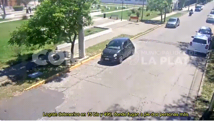 persecucion y choque para atrapar a una banda de roba techos persecucion y choque para atrapar a una banda de roba techos