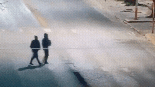 la plata: se conocieron videos del incendio en una agencia de autos la plata: se conocieron videos del incendio en una agencia de autos