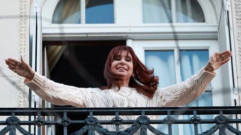Cristina Kirchner detalló que era un joven de Córdoba que participaba de las vigilias. Cristina Kirchner detalló que era un joven de Córdoba que participaba de las vigilias.