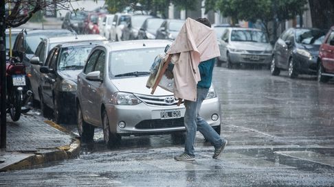 Martes de tormentas y alerta amarillo en La Plata Martes de tormentas y alerta amarillo en La Plata