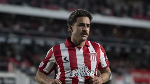 Gabriel Neves tiene posibilidades de ser titular por decisión de Eduardo Domínguez Gabriel Neves tiene posibilidades de ser titular por decisión de Eduardo Domínguez