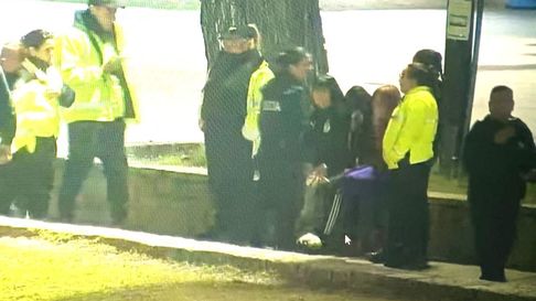 Adolescentes aprehendidas en la plaza independencia Adolescentes aprehendidas en la plaza independencia