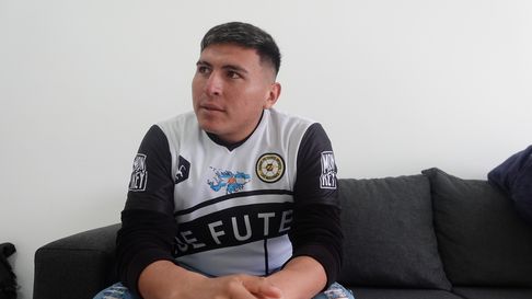 de defensor a goleador: la reinvencion de alexis torres en las malvinas de defensor a goleador: la reinvencion de alexis torres en las malvinas