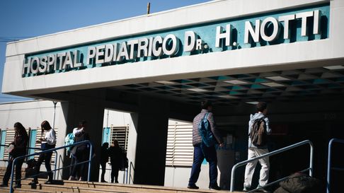 La niña de 11 años sobreviviente del accidente vial en Chile, regresa a Mendoza. La niña de 11 años sobreviviente del accidente vial en Chile, regresa a Mendoza.