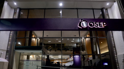 ATE Mendoza denunció que OSEP paga incentivos a cargos jerárquicos mientras se recortan prestaciones en salud. ATE Mendoza denunció que OSEP paga incentivos a cargos jerárquicos mientras se recortan prestaciones en salud.