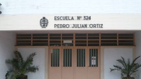 La institución está ubicada sobre la calle Olascoaga del sur mendocino. La institución está ubicada sobre la calle Olascoaga del sur mendocino.