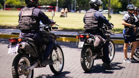 secuestran armas y motos robadas en el gran mendoza: tres detenidos secuestran armas y motos robadas en el gran mendoza: tres detenidos