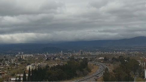 Otoño frío. La mínima será de apenas 3 grados, lo que podría generar heladas parciales durante la mañana. Otoño frío. La mínima será de apenas 3 grados, lo que podría generar heladas parciales durante la mañana.