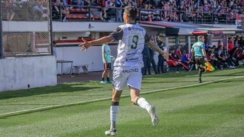 Gimnasia igualó con Chacarita y la definición está en suspenso. Gimnasia igualó con Chacarita y la definición está en suspenso.