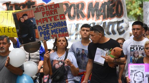 Los crímenes de de Kim Gómez y Mateo Yagame movilizaron a La Plata Los crímenes de de Kim Gómez y Mateo Yagame movilizaron a La Plata