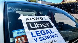 Conductores de apps de transporte se movilizarán el próximo miércoles a la Municipalidad de La Plata Conductores de apps de transporte se movilizarán el próximo miércoles a la Municipalidad de La Plata