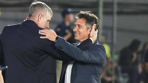 el velez de guillermo goleo a olimpia en la libertadores y palermo fue despedido el velez de guillermo goleo a olimpia en la libertadores y palermo fue despedido