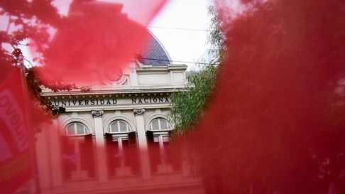 Los trabajadores de la UNLP se concentran este mediodía en el Rectorado Los trabajadores de la UNLP se concentran este mediodía en el Rectorado