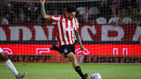 el sorprendente record de jose sosa con la camiseta de estudiantes el sorprendente record de jose sosa con la camiseta de estudiantes