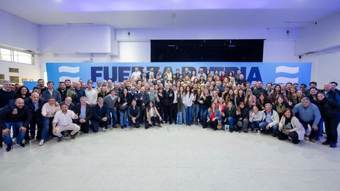 kicillof reunio a fuerza patria en ensenada y relanzo la campana para octubre kicillof reunio a fuerza patria en ensenada y relanzo la campana para octubre