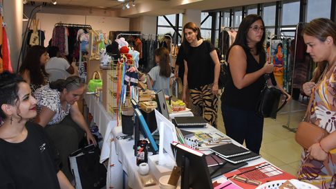 llega el mercado cultural de industrias creativas: emprendedores, shows, feria y el cierre con los pericos llega el mercado cultural de industrias creativas: emprendedores, shows, feria y el cierre con los pericos