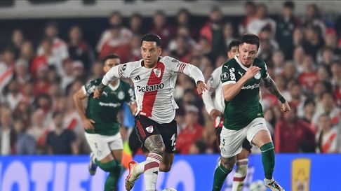 River va por la heroica ante Palmeiras en Brasil. River va por la heroica ante Palmeiras en Brasil.