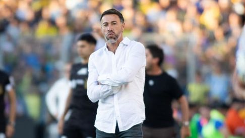 El Kily se fue de Platense y son 25 los DT que perdieron sus puestos en el fútbol argentino. El Kily se fue de Platense y son 25 los DT que perdieron sus puestos en el fútbol argentino.