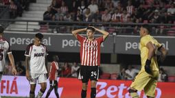 Un apagado Estudiantes, cayó ante Lanús en el Estadio UNO por el Torneo Apertura Un apagado Estudiantes, cayó ante Lanús en el Estadio UNO por el Torneo Apertura