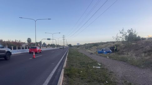 Vuelco en el Corredor Oeste. Vuelco en el Corredor Oeste.