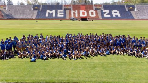 La delegación de Mendoza viajó a Mar del Plata. La delegación de Mendoza viajó a Mar del Plata.