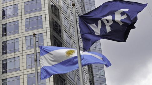 La Justicia de Estados Unidos fijó como fecha límite este martes 25 de febrero para que las partes involucradas en el juicio por la estatización de YPF presenten sus argumentos. La Justicia de Estados Unidos fijó como fecha límite este martes 25 de febrero para que las partes involucradas en el juicio por la estatización de YPF presenten sus argumentos.