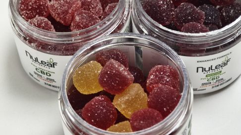 La ANMAT prohibió las gomitas de la marca Royal CBD Premium Line. La ANMAT prohibió las gomitas de la marca Royal CBD Premium Line.