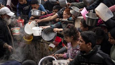 El Papa León XIV pidió atender la problemática que azota a Gaza.