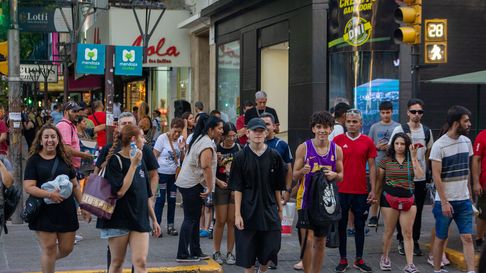 A días de Navidad, la comuna lanzó una campaña para incentivar compras. A días de Navidad, la comuna lanzó una campaña para incentivar compras.