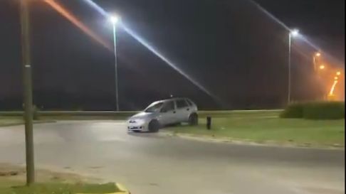 El accidente quedó registrado en una cámara de seguridad de Ensenada El accidente quedó registrado en una cámara de seguridad de Ensenada