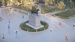 La Municipalidad tiene vía libre para la colocación de Sancho Panza y el Quijote en Plaza España La Municipalidad tiene vía libre para la colocación de Sancho Panza y el Quijote en Plaza España