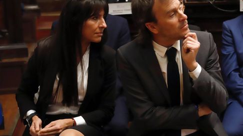 Martín Menem negocia para que Pamela Verasay y Lisandro Nieri voten contra el financiamiento universitario. Martín Menem negocia para que Pamela Verasay y Lisandro Nieri voten contra el financiamiento universitario.