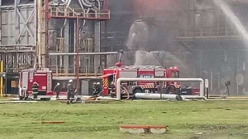 las imagenes mas impactantes del incendio de ypf de la plata las imagenes mas impactantes del incendio de ypf de la plata