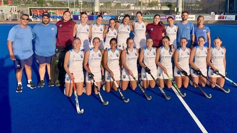 Mendoza despide el año del hockey sobre césped en Chile. Mendoza despide el año del hockey sobre césped en Chile.