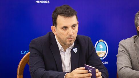 Tadeo García Zalazar, titular de la DGE, pondrá en marcha un nuevo mecanismo contra los docentes. Tadeo García Zalazar, titular de la DGE, pondrá en marcha un nuevo mecanismo contra los docentes.