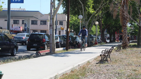 Ciclovía en Las Heras. Imagen ilustrativa. Ciclovía en Las Heras. Imagen ilustrativa.