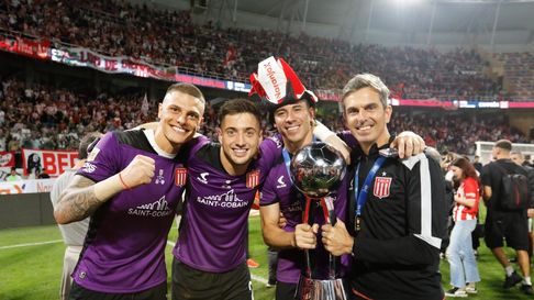 estudiantes anuncio renovaciones en el arco estudiantes anuncio renovaciones en el arco