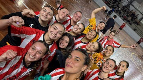 acoso sexual: un plantel femenino de estudiantes denuncio que las filmaron mientras se banaban acoso sexual: un plantel femenino de estudiantes denuncio que las filmaron mientras se banaban