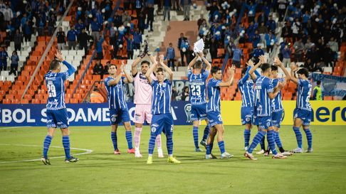 Godoy Cruz recibe a Grau en el Malvinas. Godoy Cruz recibe a Grau en el Malvinas.