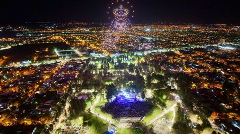 El show de drones en San Rafael: el sello distintivo para romper la tradición de Vendimia El show de drones en San Rafael: el sello distintivo para romper la tradición de Vendimia
