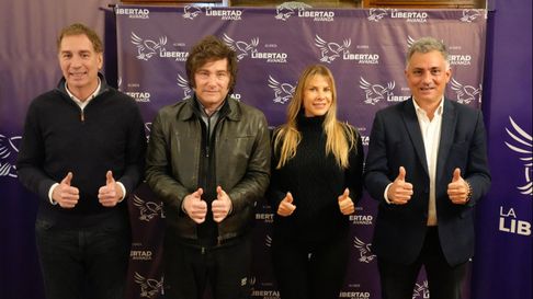 Diego Santilli, Javier Milei, Karina Vázquez y Sebastián Pareja Diego Santilli, Javier Milei, Karina Vázquez y Sebastián Pareja