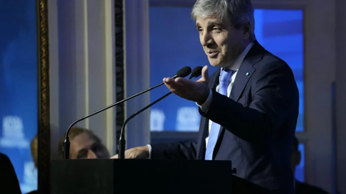 Luis Caputo le pegó al kirchnerismo en las redes sociales. Luis Caputo le pegó al kirchnerismo en las redes sociales.