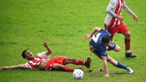 Everton levantó dos veces la desventaja y empató 2-2 Everton levantó dos veces la desventaja y empató 2-2