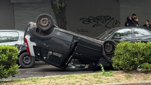 Un impactante accidente produjo conmoción en el centro platense Un impactante accidente produjo conmoción en el centro platense