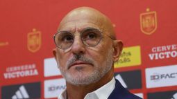 El DT de España dio a conocer la lista para el Mundial. El DT de España dio a conocer la lista para el Mundial.