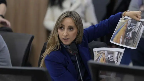 cripto $libra: ventilaron como un trader vinculado a milei se llevo bolsos con dinero tras la estafa cripto $libra: ventilaron como un trader vinculado a milei se llevo bolsos con dinero tras la estafa