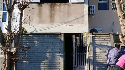 Piden ayuda para una familia de La Plata que lo perdió todo en un incendio Piden ayuda para una familia de La Plata que lo perdió todo en un incendio