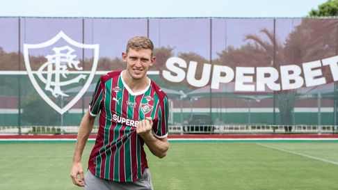 El ex Gimnasia, Rodrigo Castillo fue presentado como nuevo refuerzo del Fluminense de Brasil El ex Gimnasia, Rodrigo Castillo fue presentado como nuevo refuerzo del Fluminense de Brasil