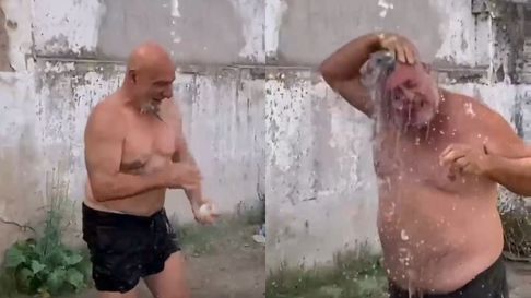 Así se ducharon los vecinos de Los Talas frente a la delegación municipal de Berisso Así se ducharon los vecinos de Los Talas frente a la delegación municipal de Berisso