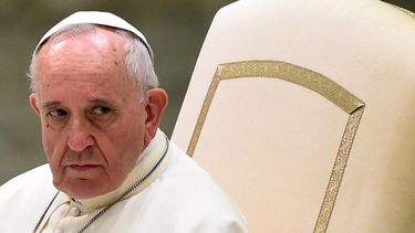 Hospitalizaron al papa Francisco en Roma